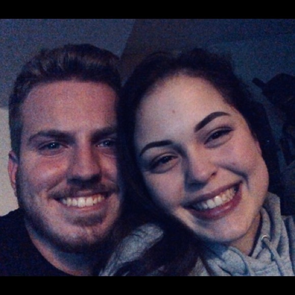 Meet your Posher, Gabriella - Picture 1 of 1